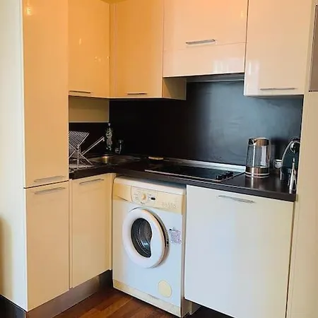 Eugenie Hyper Center 3 2 Bedrooms Apartamento *
