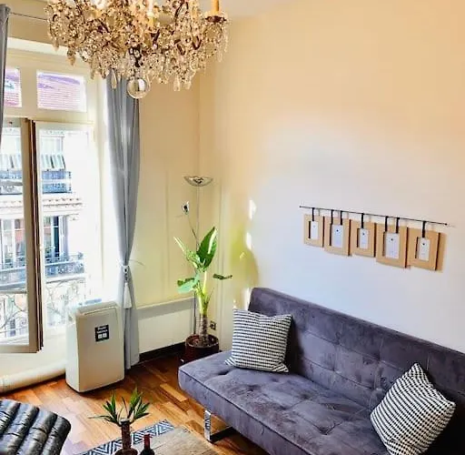 Eugenie Hyper Center 3 2 Bedrooms * ניס